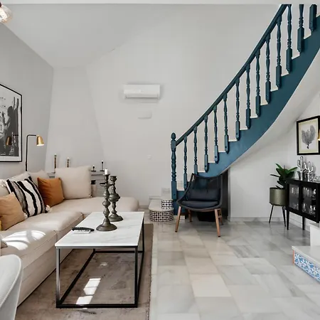Apartamento Stunning Townhouse With Pool In Riviera Del Sol By Costarentals - Ref 199